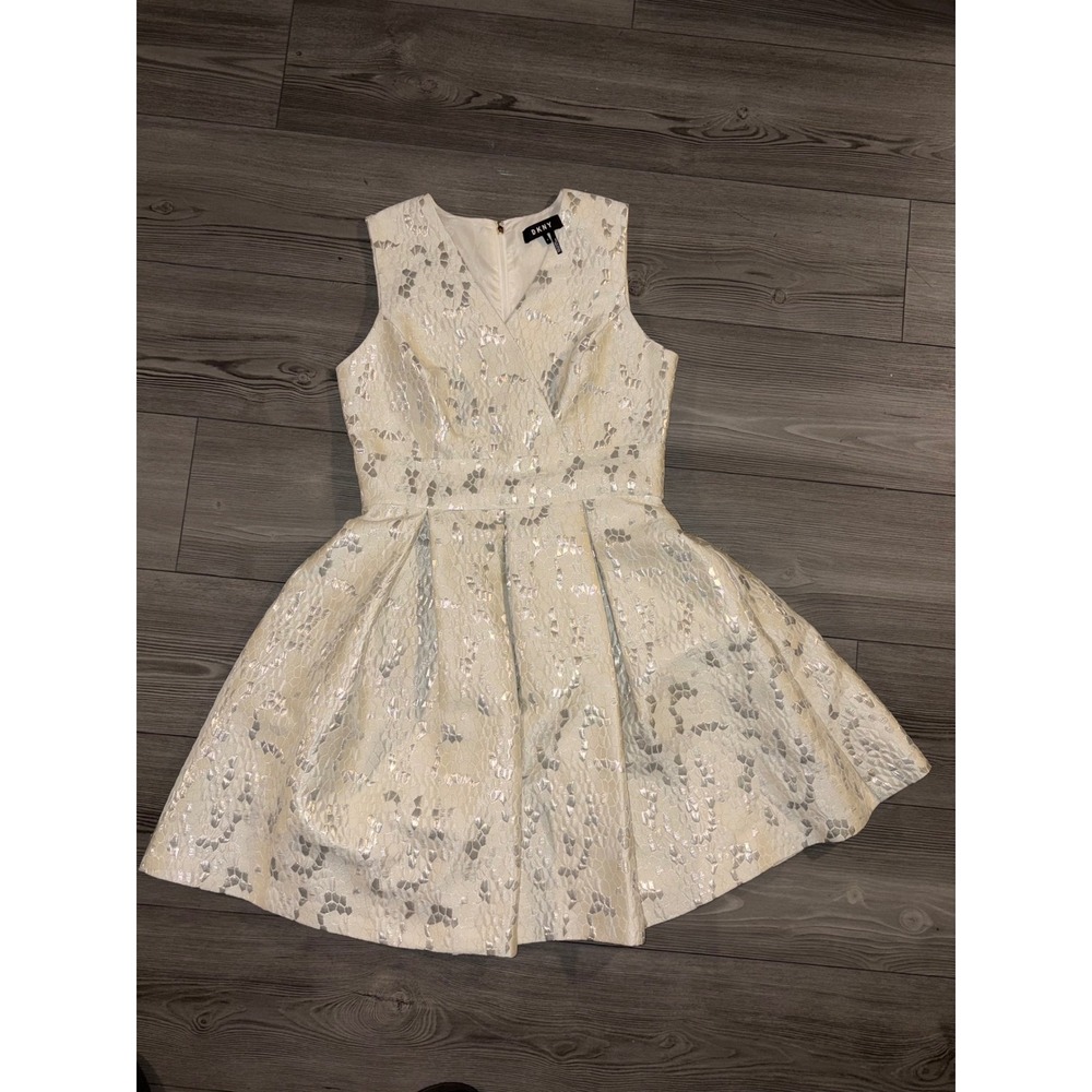 DKNY Womens Cream Silver Metallic Jacquard Fit Flare Cocktail Dress Size 4